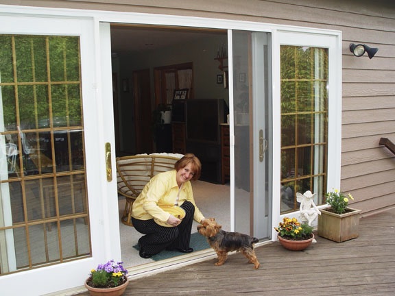 sliding retractable door with pet